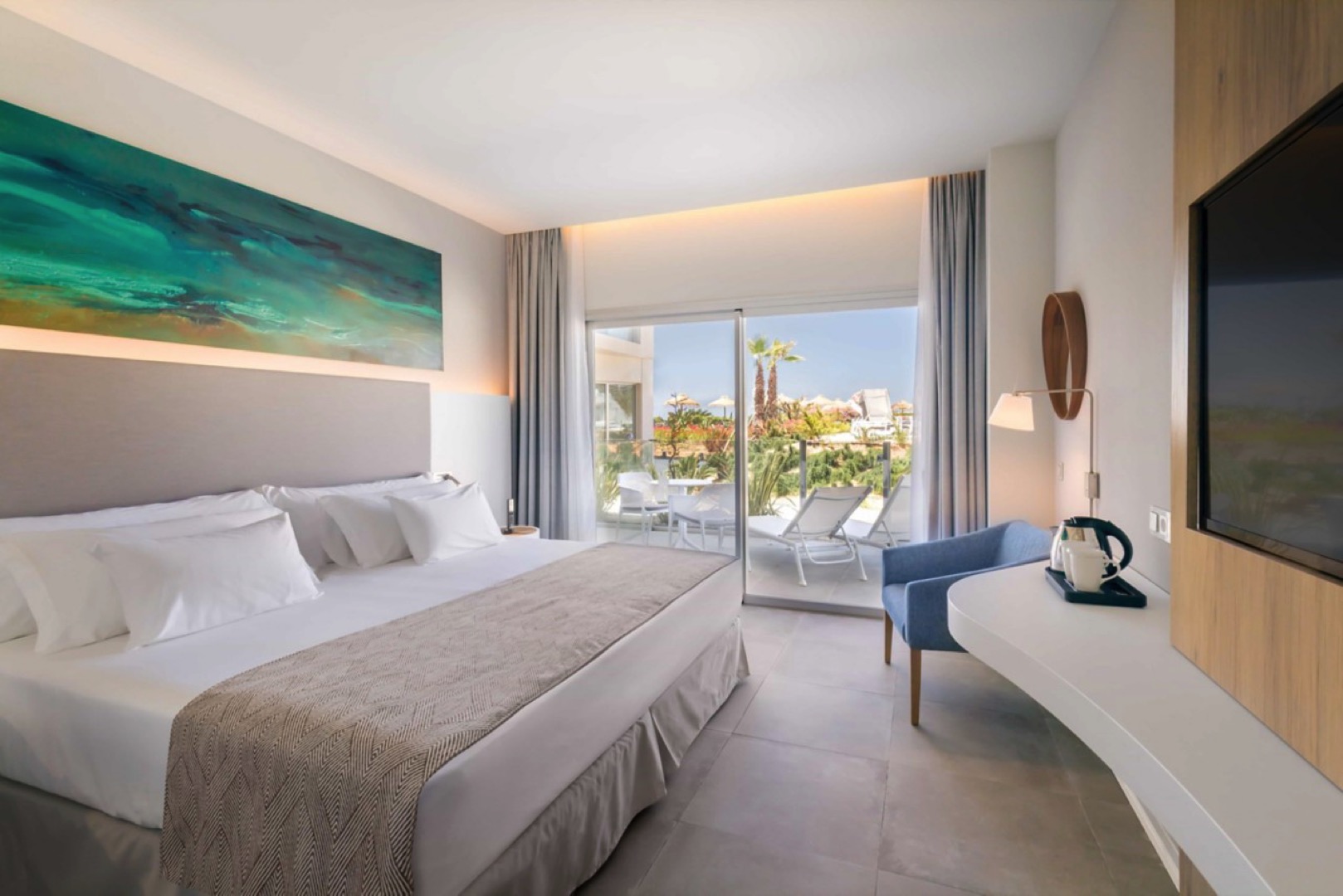 HOTEL ACANTILADO (BARCELO CONIL PLAYA) - Image 1