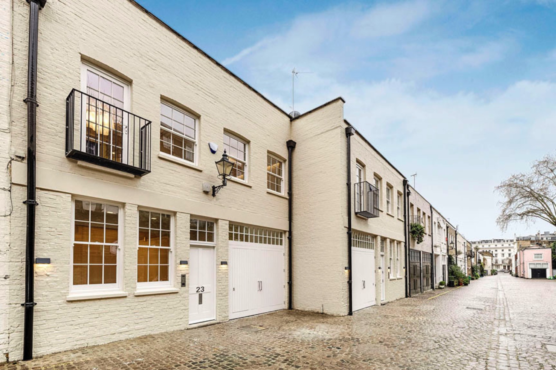 QUEENS GATE & QUEENS GATE MEWS - Image 2