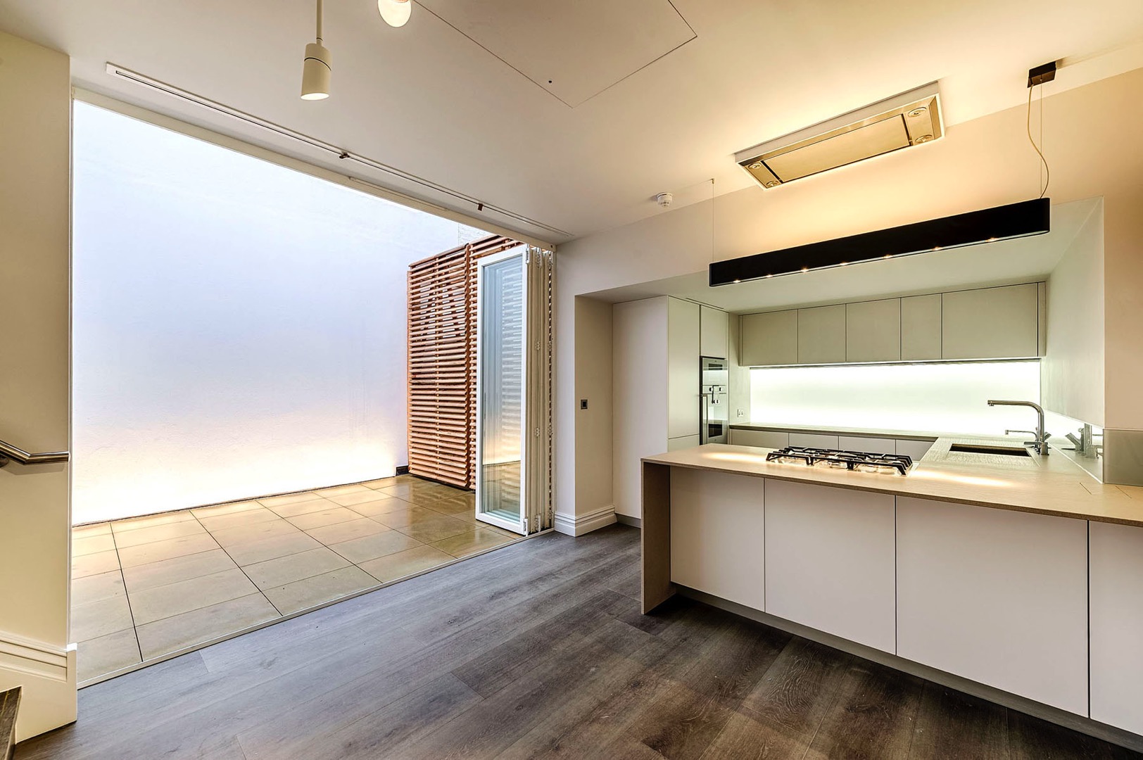 QUEENS GATE & QUEENS GATE MEWS - Image 3